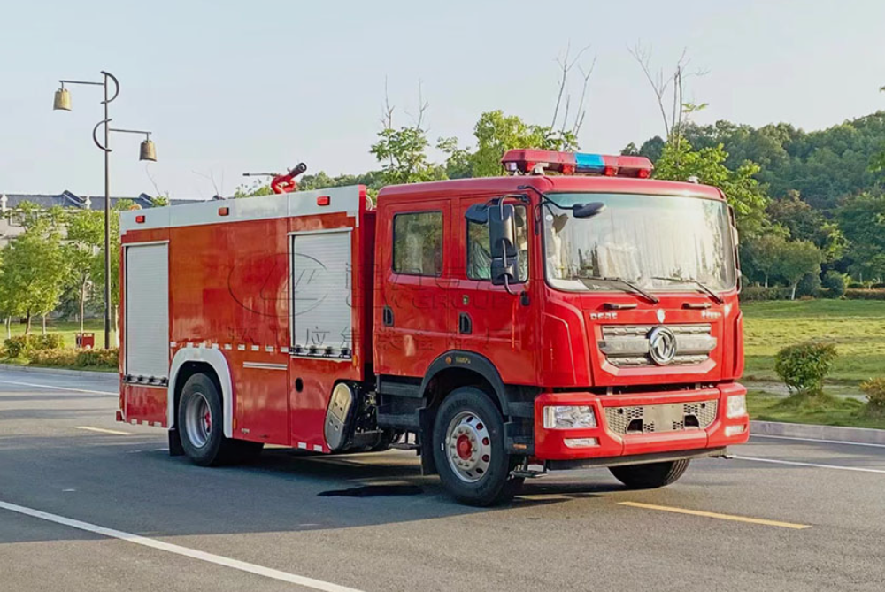 国六6吨东风D9泡沫消防车